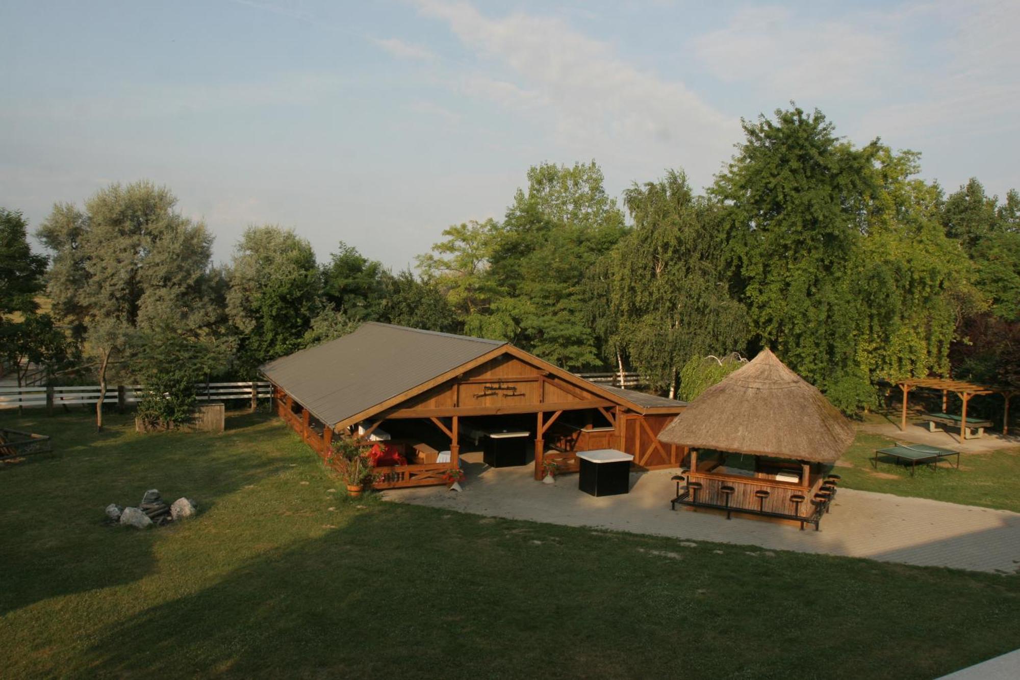 Georgshof Hotel Podersdorf am See Luaran gambar