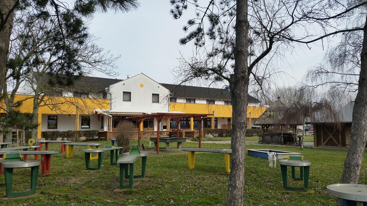 Georgshof Hotel Podersdorf am See Luaran gambar